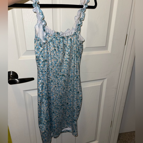 Mini dress - Picture 2 of 2